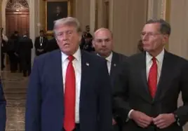 美媒：就涉伊朗问题，特朗普与共和党籍议员比尔·卡西迪当面发生激烈争吵