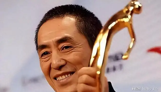 张艺谋也没想到，自己打拼了42年，最后却给岳父母做了嫁衣